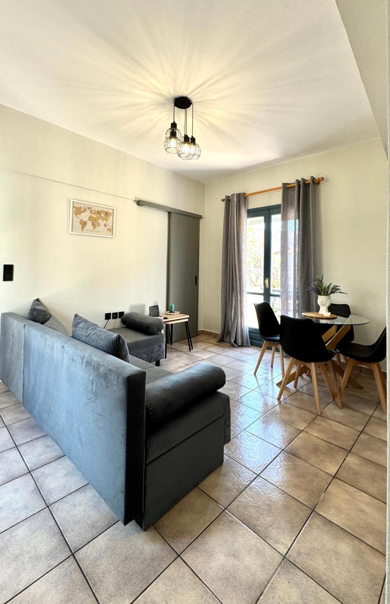 Melinda'S Cozy Apartments Plomari Esterno foto